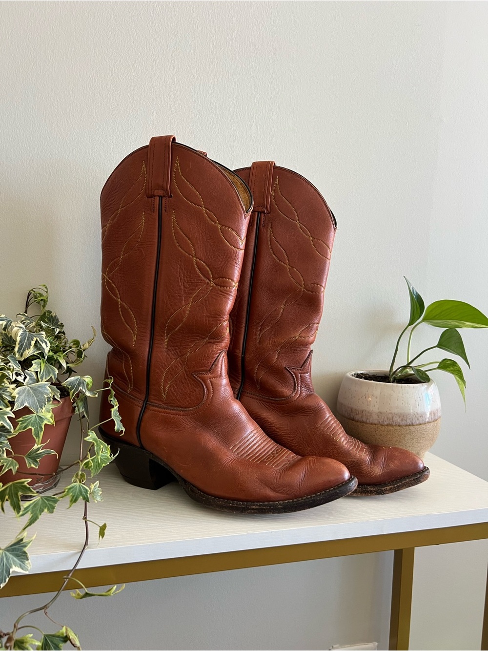 Tony Lama Vintage Brown Leather Western Cowboy Boots